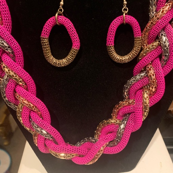 Hot Pink Braided Mesh Statement Necklace Set - Gold - Picture 5 of 5